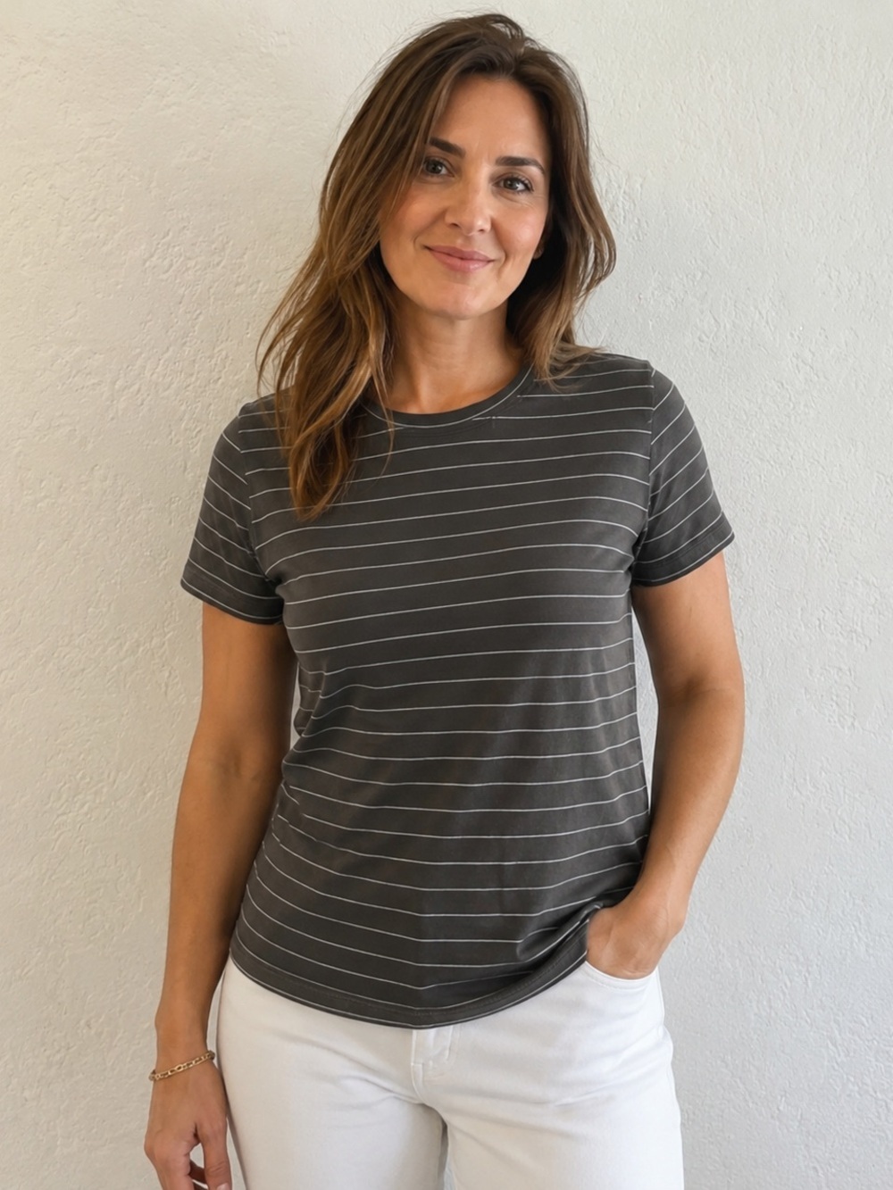 VINCE. S/P Striped Olive Green crewneck T-shirt NWT